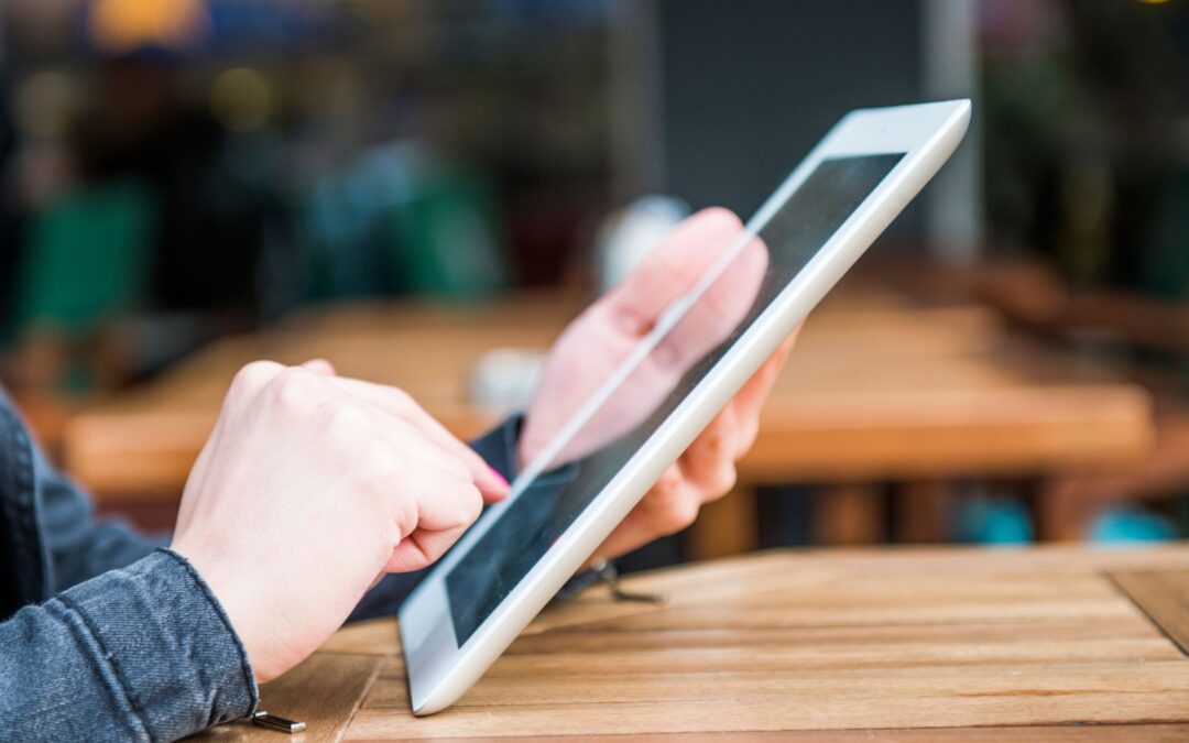 Nuestro Psicólogo Viladecans SAT nos recomienda esta lectura veraniega sobre crecimiento personal. «Cómo suprimir las preocupaciones y disfrutar de la vida»